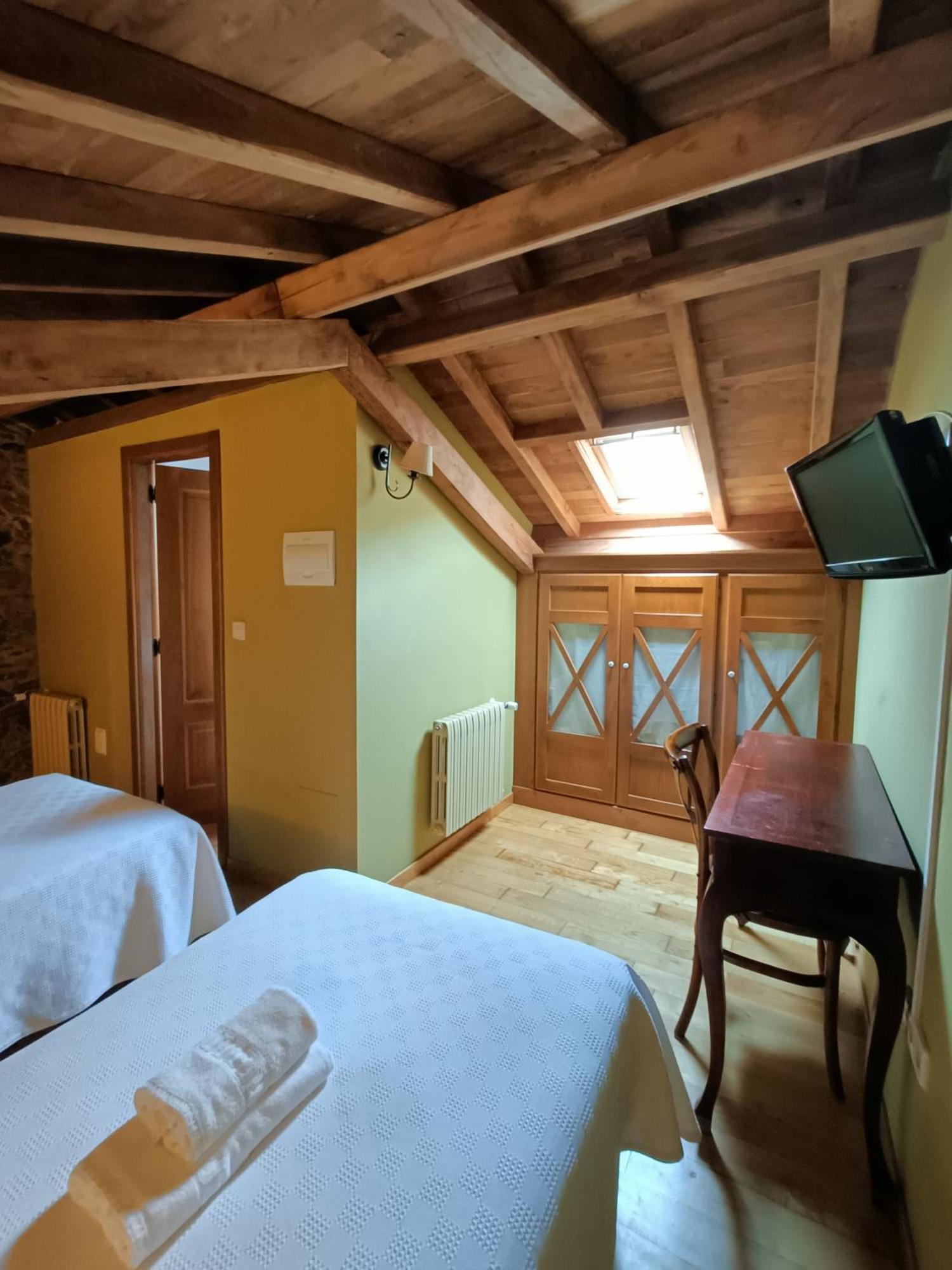 Отель A Casa Da Torre Branca Сантьяго-де-Компостела Экстерьер фото